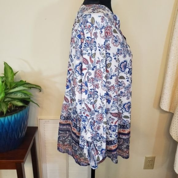 Croft & Barrow Women's Blouse, Floral Multi-colored, 1X - Picture 6 of 12